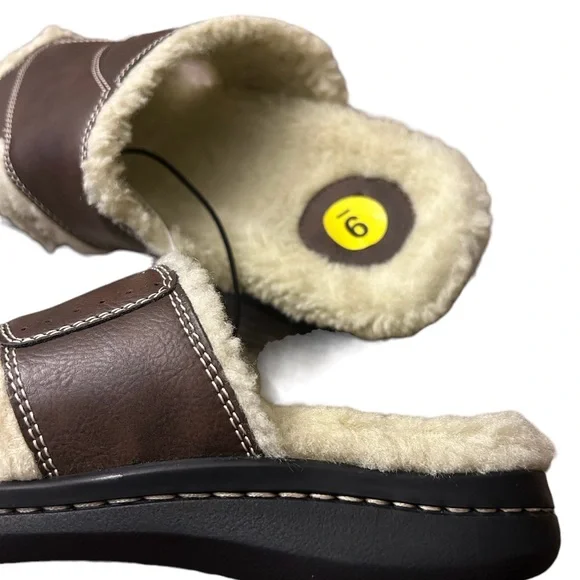 003 SLPPRS: Bass Sherpa Outdoor slippers size 8 - Picture 5 of 6